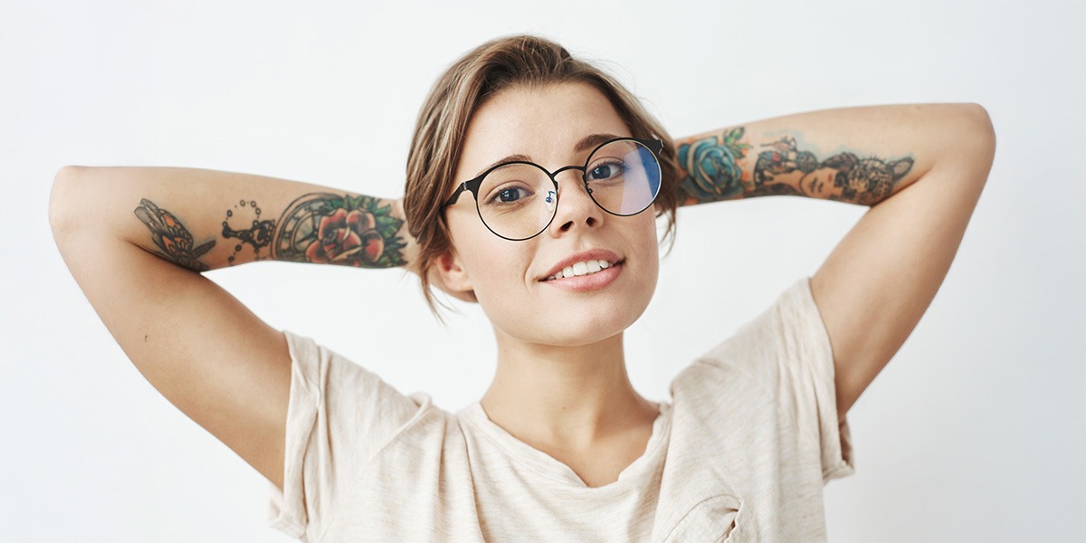 Mitos y realidades: tatuajes y el proceso del examen médico consular