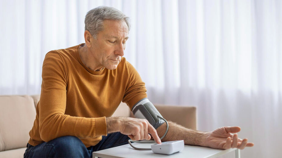 4 Consejos para controlar los nervios y la presión arterial en tu cita médica consular